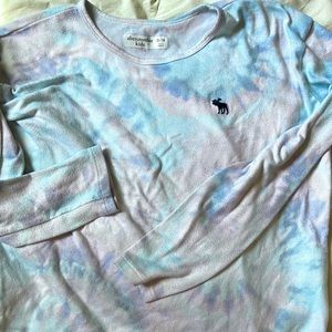 Abercrombie kids shirt